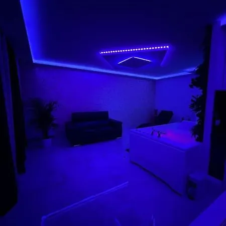 Apartament Golden Seconds *